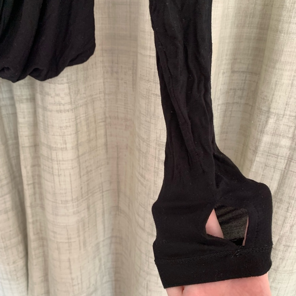 Forever 21 Small Black Wrap Top - Picture 7 of 9
